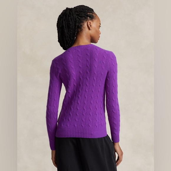 Cable-Knit 100% Cashmere Jumper - Picture 10 of 11